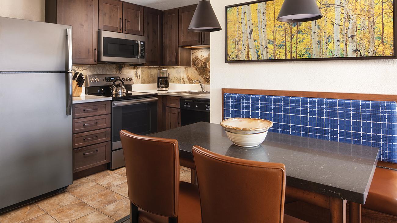 Kitchen (Studio or 1-Bedroom)